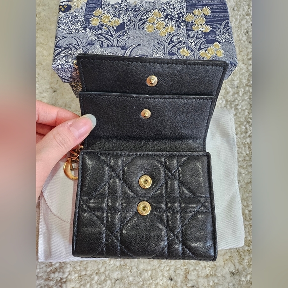 SOLD! Christian Dior Lady Dior Lotus Wallet Black Cannage Lambskin - Picture 5 of 11